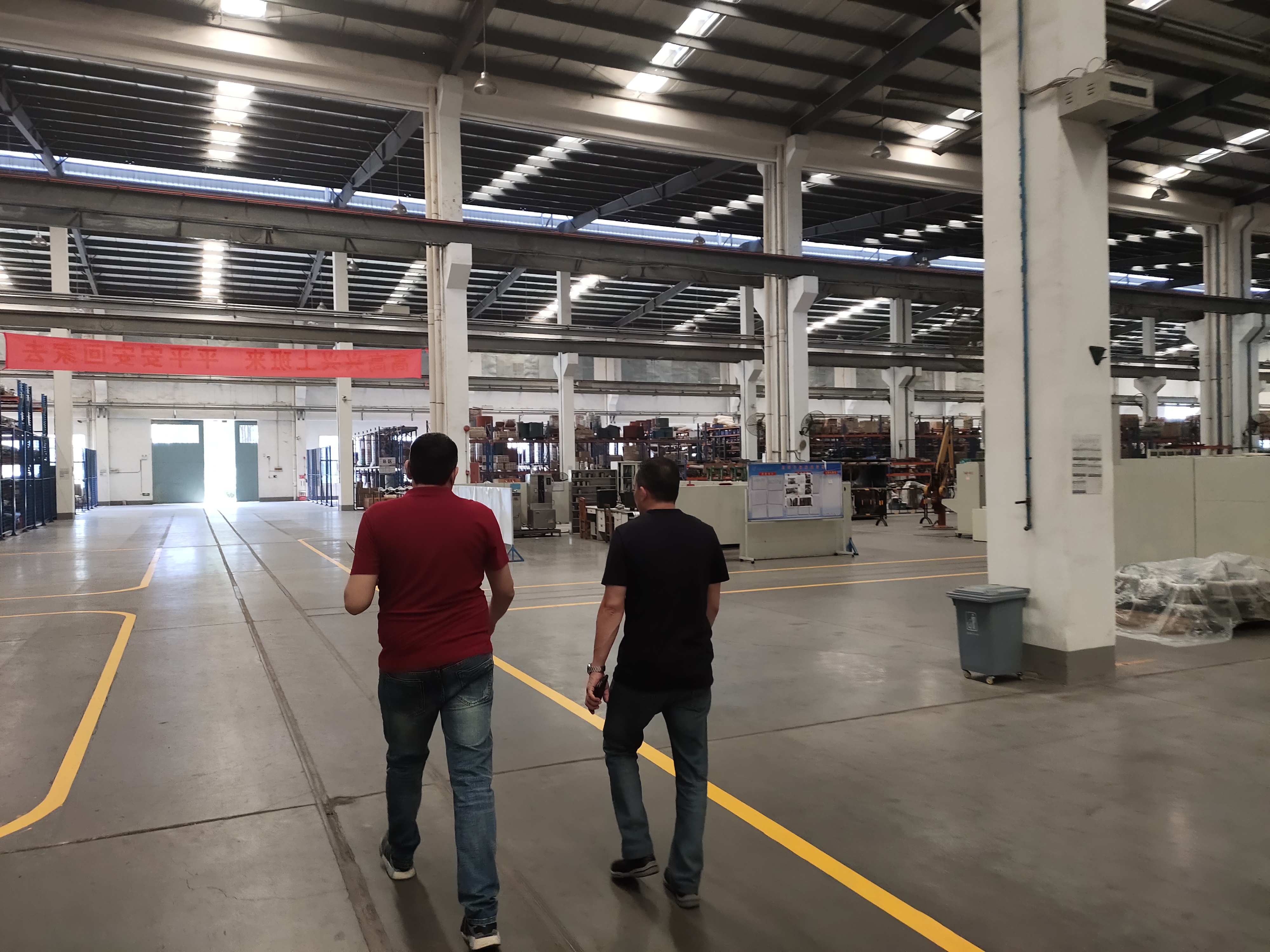 合肥代理商參觀(guān)BOSERL齒輪減速機